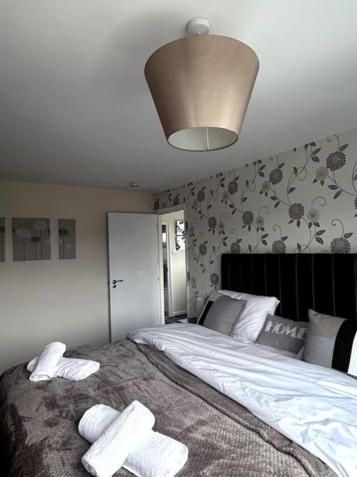 Luxury In - Near L&d Hospital - Free Netflix & Wifi- Free Parking Holiday home