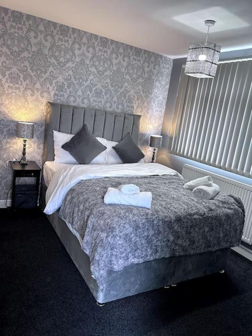 Luxury In - Near L&d Hospital - Free Netflix & Wifi- Free Parking Luton (Bedfordshire)